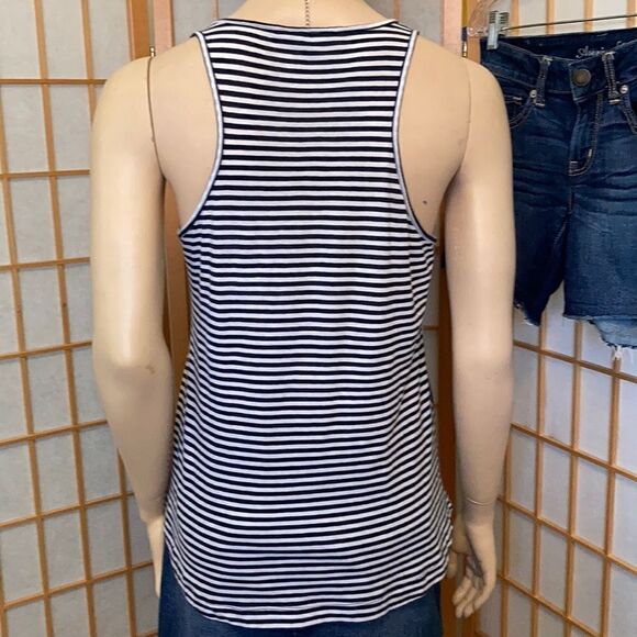 3/$20 Banana Republic Fancy Tank silk/cotton - Picture 5 of 8